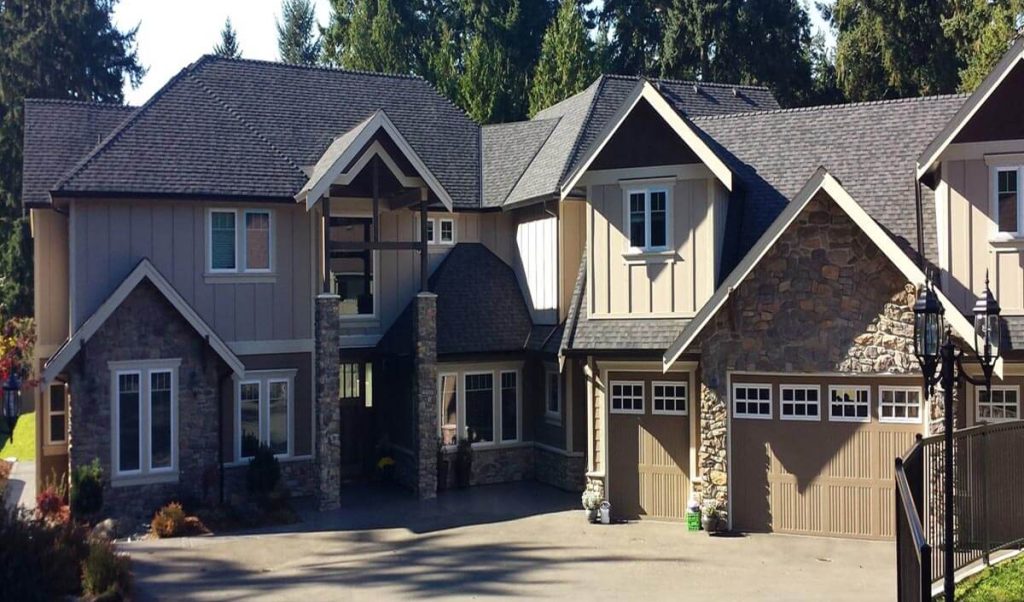 toronto home with asphalt shingle roofing by JNG services