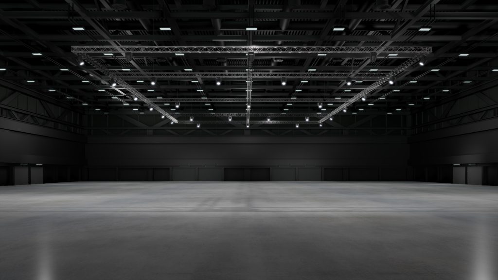 Empty exhibition centre with truss. backdrop for exhibition stands.3d render. of warehouse interiors for jng services
